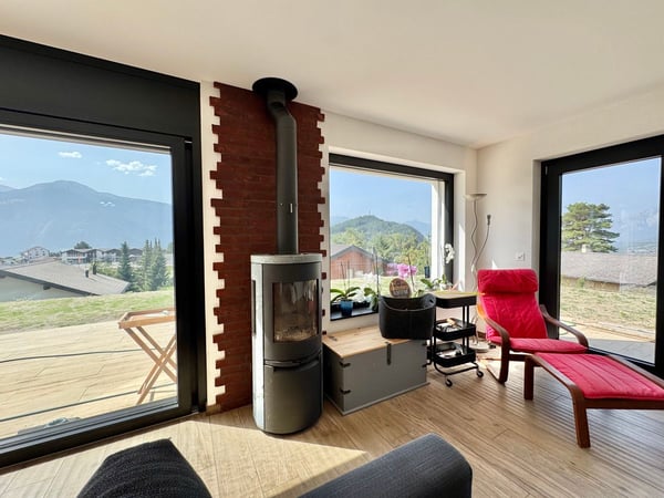 Maison neuve à Lens avec jardin et vue panoramique sur les montagnes et le lac 8