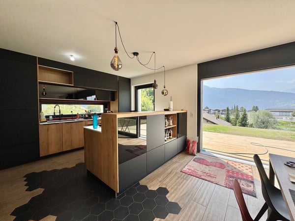 Maison neuve à Lens avec jardin et vue panoramique sur les montagnes et le lac 9