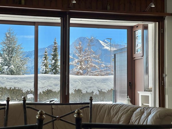 Bel appartement 1.5 pièces en rez-de-jardin prés de l'arrêt de funiculaire de Blûche / Ref. 1007-684 2