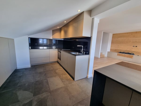 Appartement 1.5 pièces refait à neuf avec vue imprenable à 600 mètres du centre de Montana / Ref. 1007-610 3