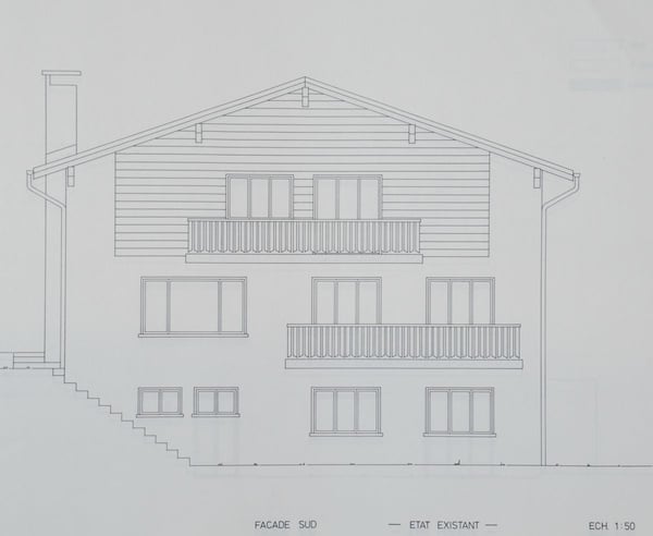 Maison individuelle divisée en 3 appartements à Montana Village 10