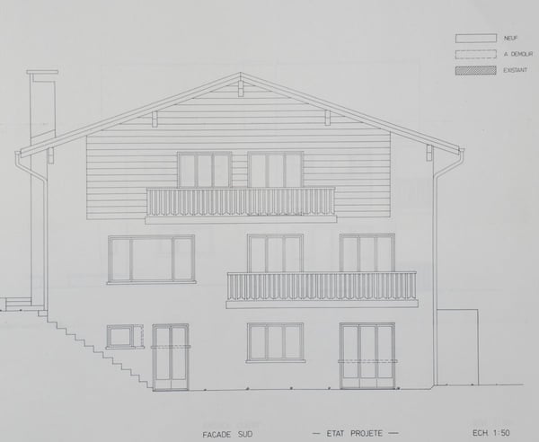Maison individuelle divisée en 3 appartements à Montana Village 11