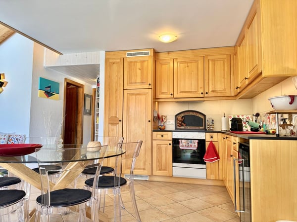 Hypercentre de Montana! Appartement 1,5 pièces avec vue, balcons et au calme / Ref. 1207-680 13