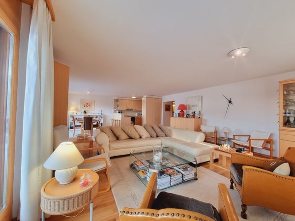 Lumineux appartement de 1.5p à seulement 5 min en voiture du centre de Crans / Ref. 1007-661 2