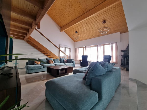 Maison entièrement rénovée à Bluche - seulement à 10 min en voiture de Crans- Montana / Ref. 1007-152 1