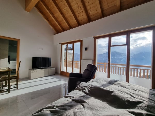 Maison entièrement rénovée à Bluche - seulement à 10 min en voiture de Crans- Montana / Ref. 1007-152 10