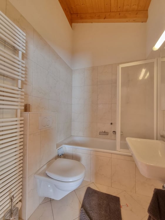 Maison entièrement rénovée à Bluche - seulement à 10 min en voiture de Crans- Montana / Ref. 1007-152 13