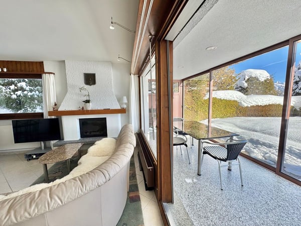 Bel appartement 1.5 pièces en rez-de-jardin prés de l'arrêt de funiculaire de Blûche / Ref. 1007-684 7