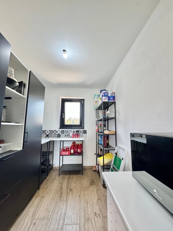 Maison neuve à Lens avec jardin et vue panoramique sur les montagnes et le lac 11