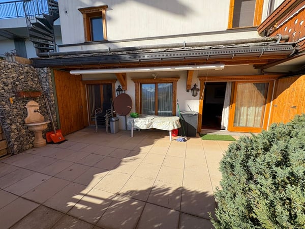 Exceptionnel 1.5 pièces avec vue panoramique au rez-de jardin au centre de Montana 4