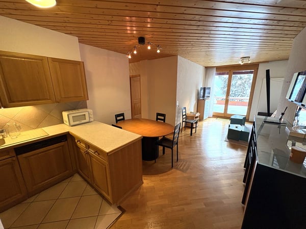 Appartement de 1.5 pièces - situation idéale proche du centre de Montana au calme 1