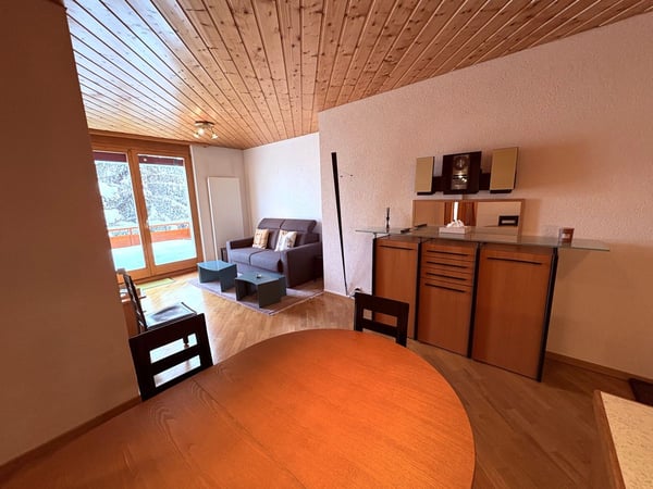 Appartement de 1.5 pièces - situation idéale proche du centre de Montana au calme 8