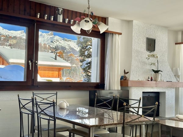 Bel appartement 1.5 pièces en rez-de-jardin prés de l'arrêt de funiculaire de Blûche / Ref. 1007-684 2