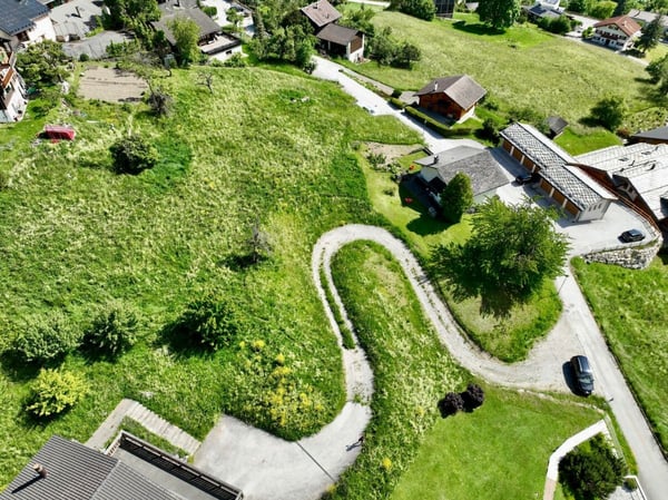 Terrain d'Exception à Icogne -  Vue Panoramique et Ensoleillement Idéal 4