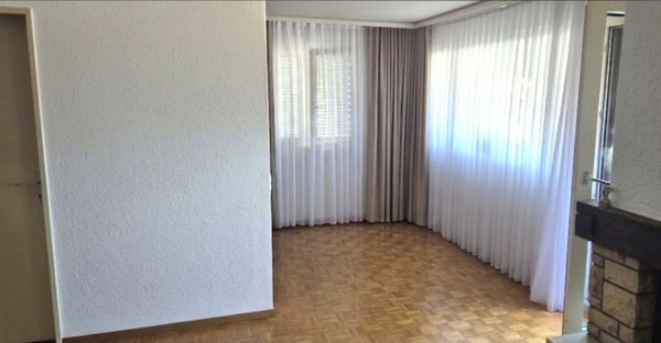 Grosszügige 4.5 Zimmerwohnung an ruhiger Lage 3