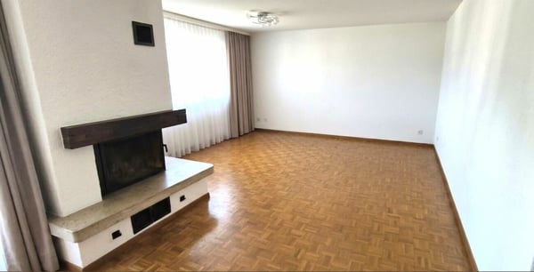 Grosszügige 4.5 Zimmerwohnung an ruhiger Lage 1