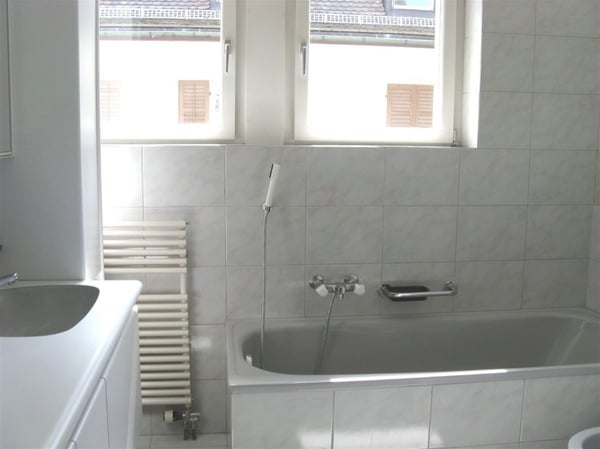 Exklusive 4.5 Zimmer-Wohnung in Jugendstilhaus am Rosenberg 6