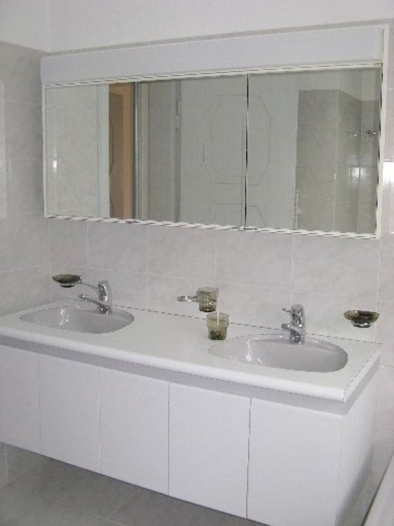 Helle und geräumige 3 1/2 Zimmerwohnung in Jugendstilhaus 10