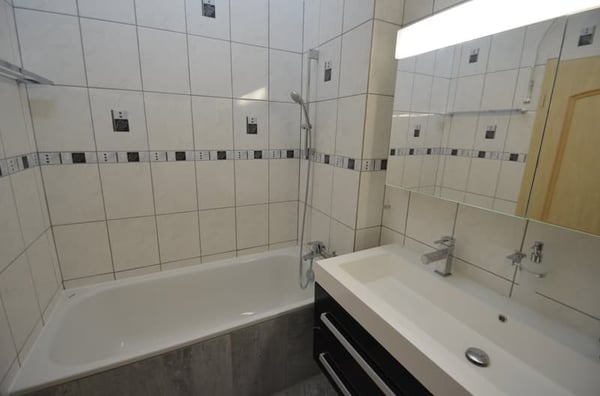 Modernes Reiheneinfamilienhaus in familienfreundlichem Quartier 11