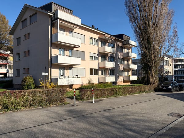 Geräumige 5.5-Zimmer-Wohnung mit Balkon in ruhiger Lage – Bettlach 7