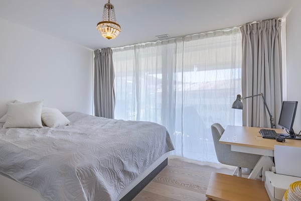 Grosszügige Attika-Oase mit 117 m² Terrasse und Cheminée 9
