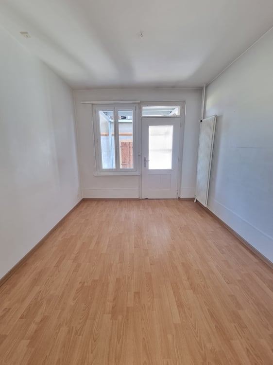Altbauwohnung im 2-Familienhaus 10