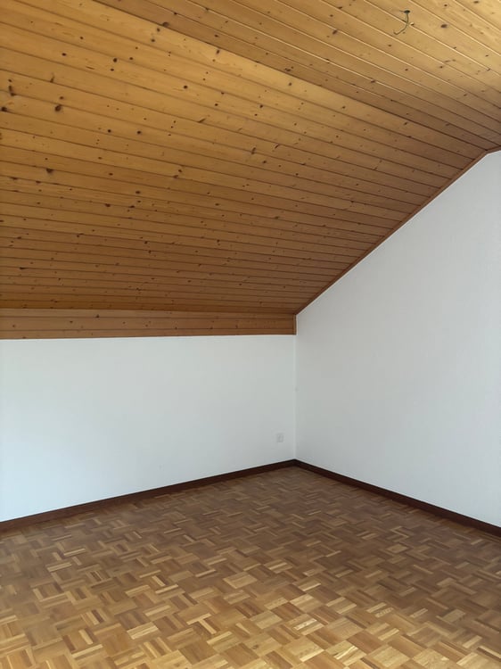 4.5-Zimmer-Wohnung mit Wohlfühlcharakter 8
