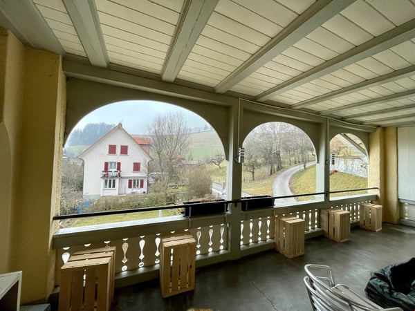 Moderne Wohnung mit XXL-Balkon im Dorfzentrum von Oberbalm 7