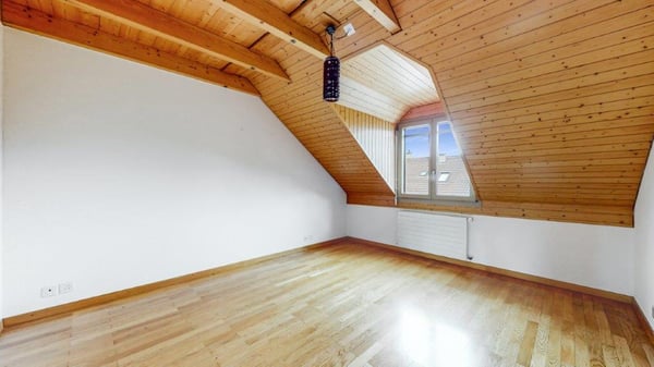 Gemütliche 2½-Zimmer-Galeriewohnung in Ittigen - schöne Wohnung zentral und doch ruhig 5