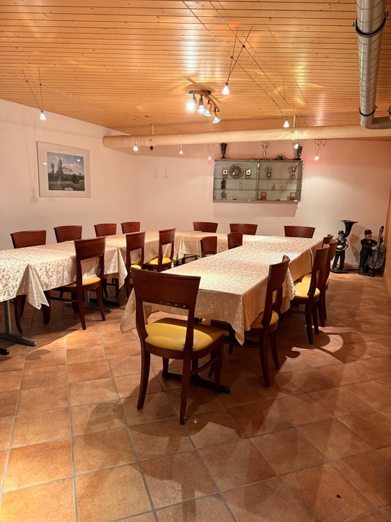 Erfahrene/r und innovative/r Pächter/in für gepflegtes Restaurant in Biel gesucht 10