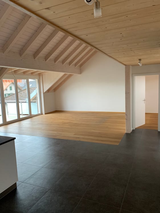 Wohnen mit Weitblick – 3.5-Zimmer-Dachwohnung mit Galerie 5