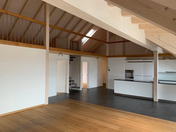 Wohnen mit Weitblick – 3.5-Zimmer-Dachwohnung mit Galerie 1