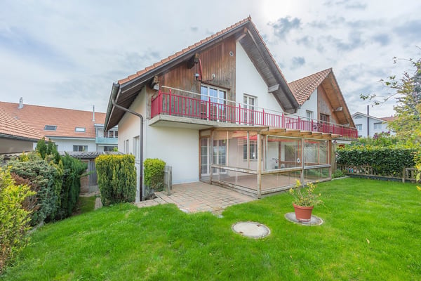 Gepflegte Doppelhaushälfte in Seedorf mit Wintergarten, Garten, Schwedenofen und Sauna 2