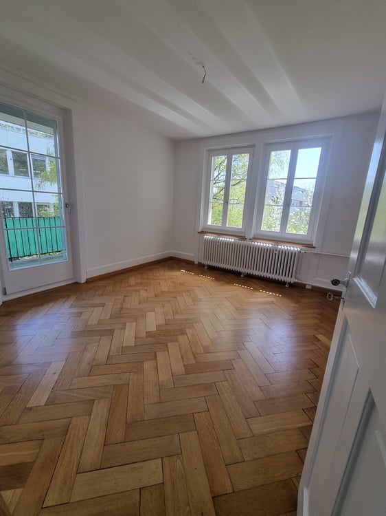 Charmante 3-Zimmer-Altbauwohnung mit Balkon in Bern-Bethlehem 4