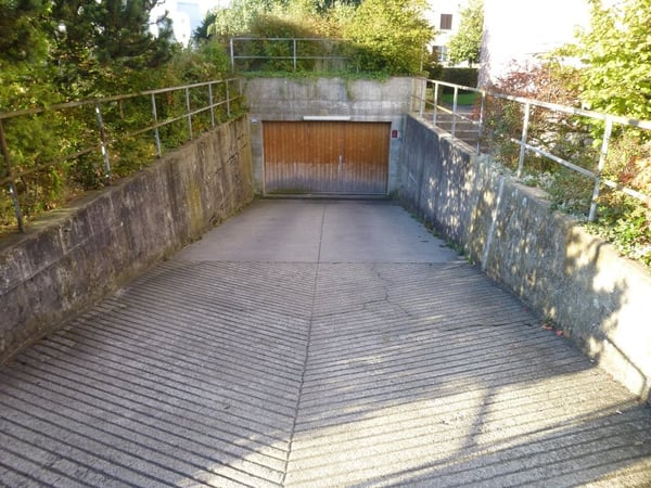 Suchen Sie einen Einstellplatz? 1