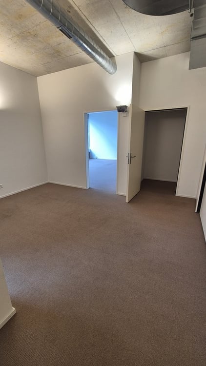 Bürofläche mit Anschluss 3