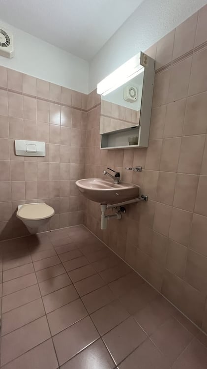 Wohnung mit Balkon sucht neuen Mieter. 7