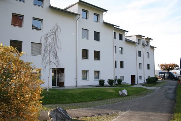 Einstellplatz in Schänis zu vermieten ! 3