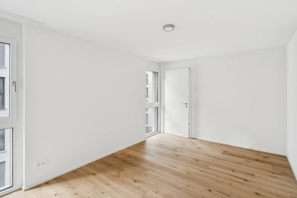 Wir schenken Ihnen den ersten Nettomietzins! Willkommen zu Hause! 3