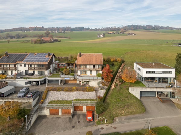 Freistehendes Einfamilienhaus mit Weitsicht...Neuenegg 11