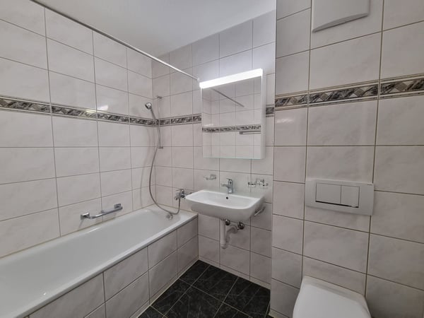 Schöner wohnen an ruhiger Lage in Siebnen 4