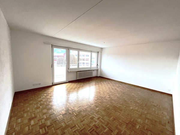 Helle 3.5-Zimmerwohnung mit Balkon in Tuggen 3