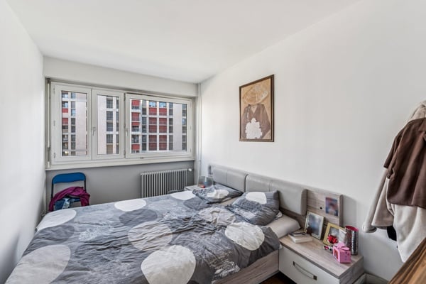 EN EXCLUSIVITE - Spacieux appartement de 4 pièces avec balcon 8