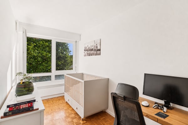 Exclusivité : Champel - appartement traversant, calme et recherché 9