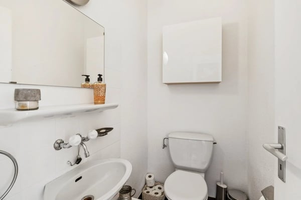 Exclusivité : Champel - appartement traversant, calme et recherché 9