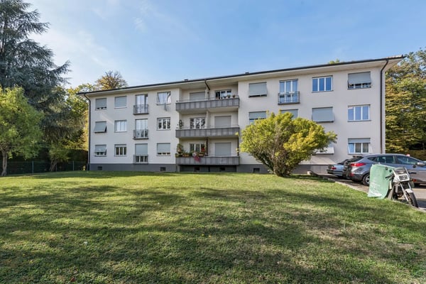 En exclusivité - Appartement de 5 pièces à proximité immédiate du Lac 1