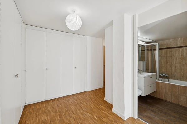 PLEIN CENTRE DE GENÈVE ? RUES BASSES ? ÉLÉGANT DUPLEX AVEC ASCENSEUR 10
