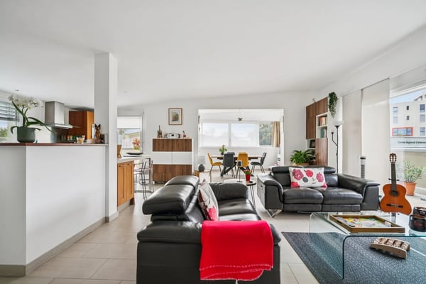 5,5 PIÈCES EN ATTIQUE À BERNEX AVEC 90 M² DE TERRASSES 1
