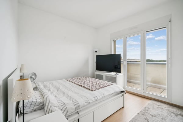 5,5 PIÈCES EN ATTIQUE À BERNEX AVEC 90 M² DE TERRASSES 9