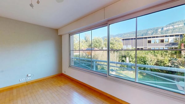 Villa 3 chambres, 3 SdB, jardin, dans résidence piscine - prox. Genève 5